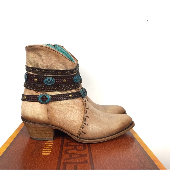 zipper harness boots